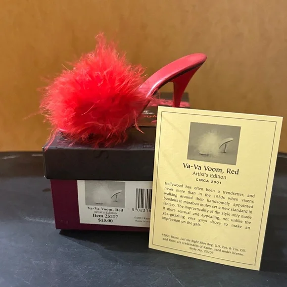 Just The Right Shoe Red Heels - Picture 2 of 5